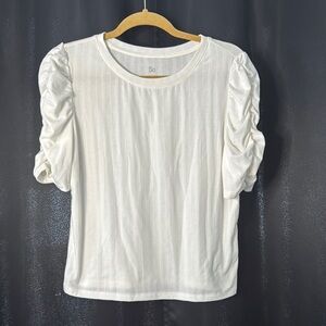 So Women's White Ruched Sleeve Top